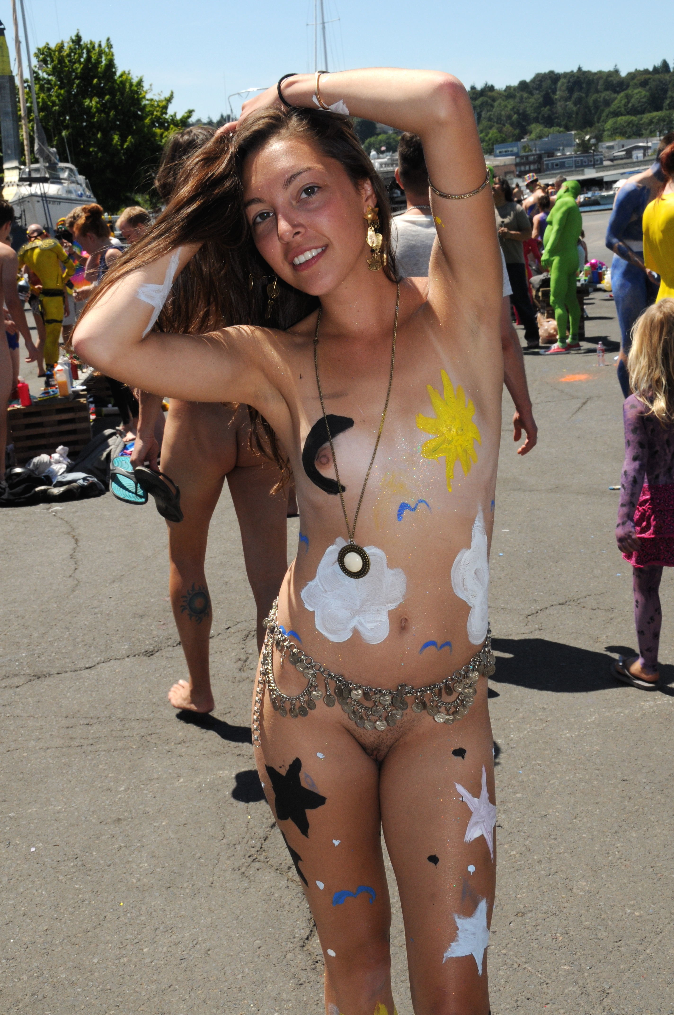 Nudist family body paint - 🧡 Фото Коктебель Веб фото камера онлайн. 
