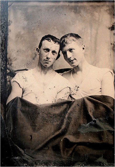 Gay Lovers in the Victorian Era (3).jpg