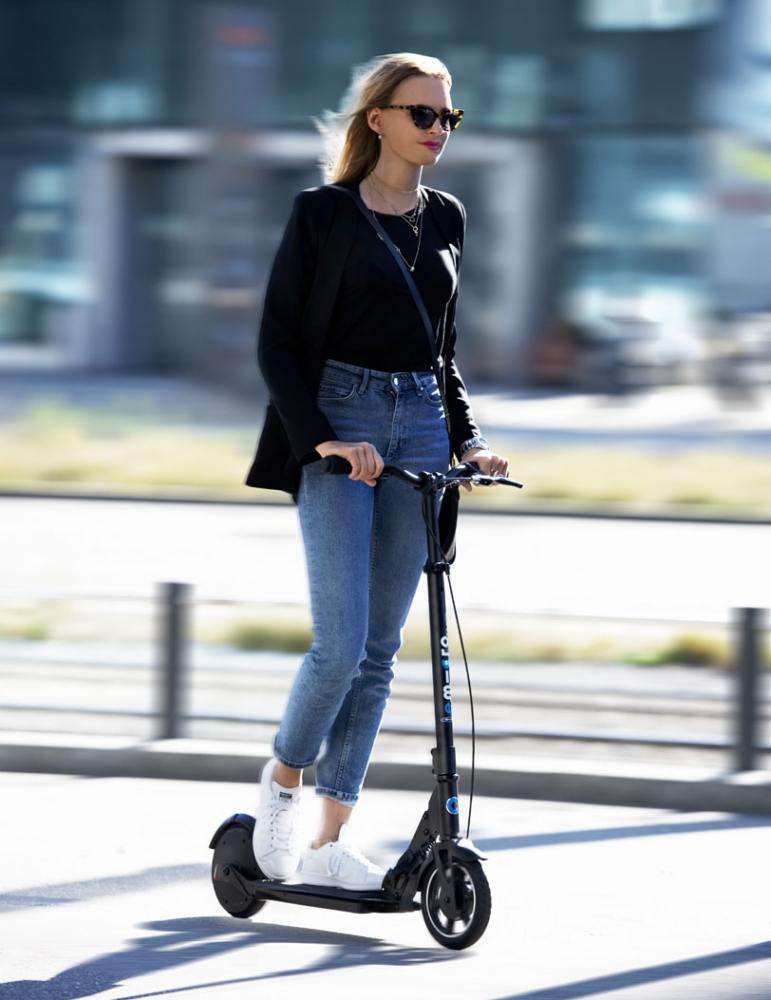 girl-on-her-emicro-condor-electric-scooter-em0016.jpg