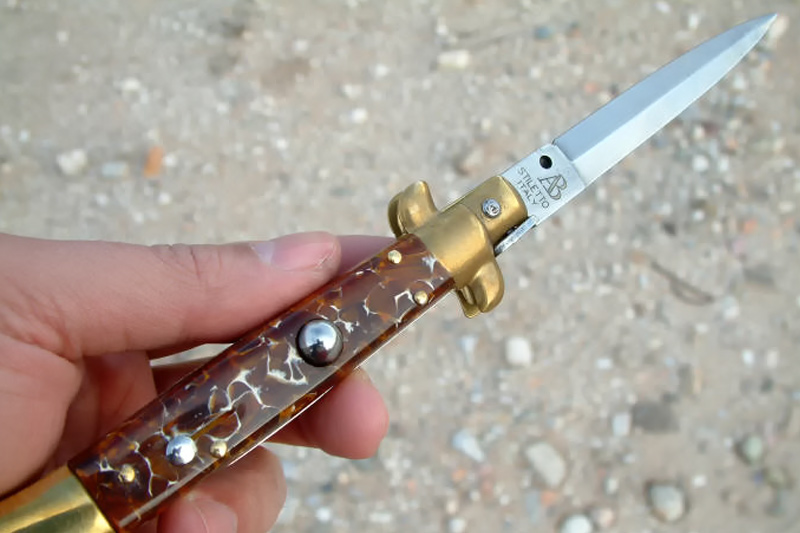 italian-switchblade.jpg