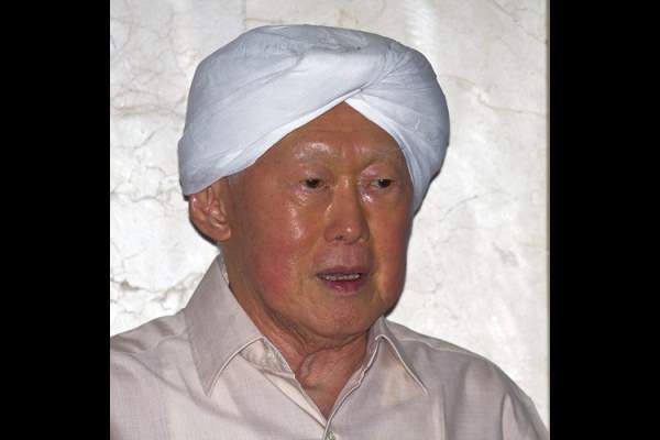 lee-kuan-yew-multiracial_1.jpg