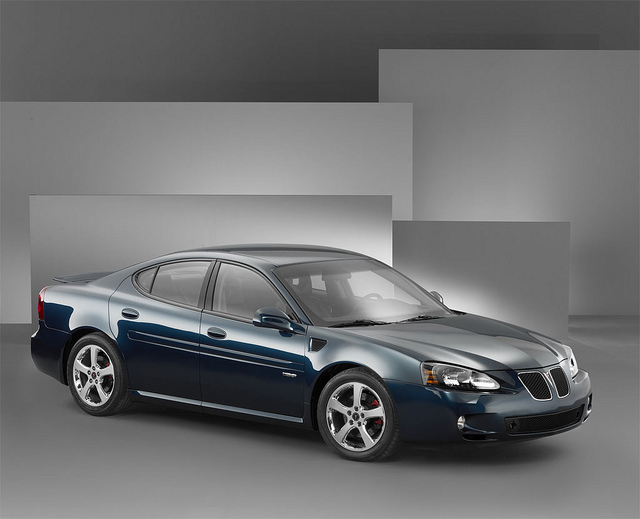 Pontiac-Grand-Prix-GXP.jpg