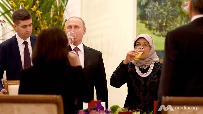 president-halimah-and-putin.jpg