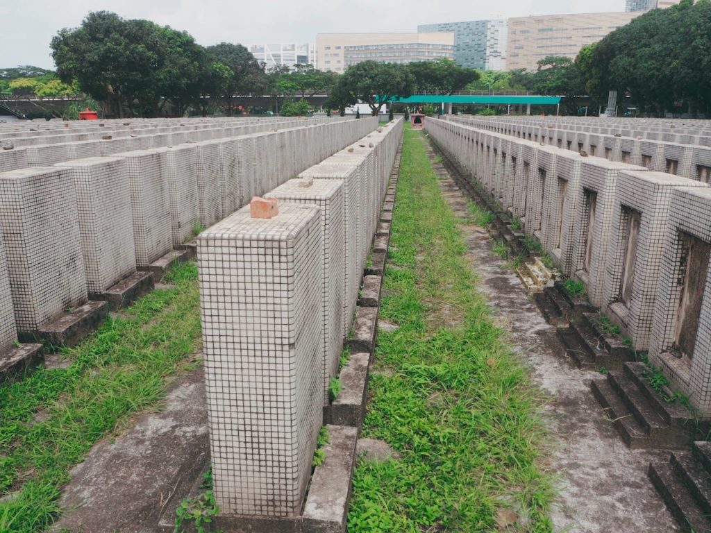 rice-media-shuang-long-shan-cemetery-3-1024x768.jpg